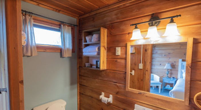 Bella Vista Motel - Web Listing (newer photo)